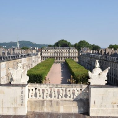 Vue sur la Place de la Carrière (point de vue de l'Arc Héré)