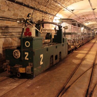 petit train à l'intérieur du fort de Fermont