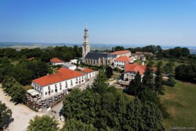 vue aérienne de la basilique de Sion