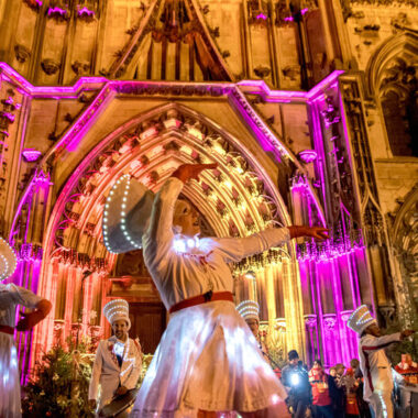 animation de la saint Nicolas devant la cathédrale de Toul