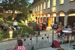 L'esperluette au château Corbin guinguette