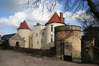 CHATEAU BELLEAU-MOREY